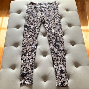 Lularoe Halloween Skull Leggings